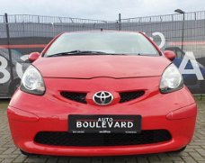 Toyota Aygo - 1.0-12V