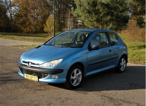 Peugeot 206 - 1.6-16V XS - 1