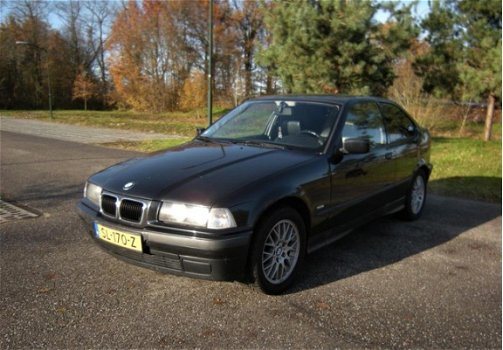 BMW 3-serie Compact - 316i Executive . Leder intrieur . stoelverwarming . airco . enz - 1