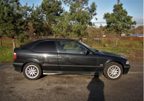 BMW 3-serie Compact - 316i Executive . Leder intrieur . stoelverwarming . airco . enz - 1