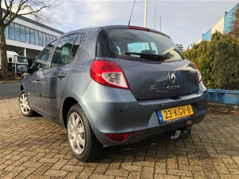 Renault Clio - 1.2 Special Line - 1