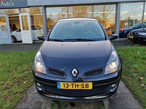 Renault Clio - 1.6-16V Initiale Aut/Airco/PDC/Cruise/El.ramen/NAP/APK - 1