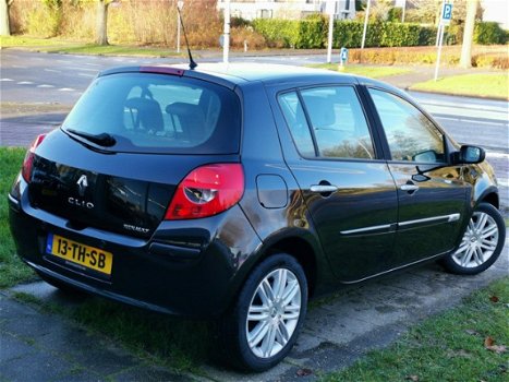 Renault Clio - 1.6-16V Initiale Aut/Airco/PDC/Cruise/El.ramen/NAP/APK - 1