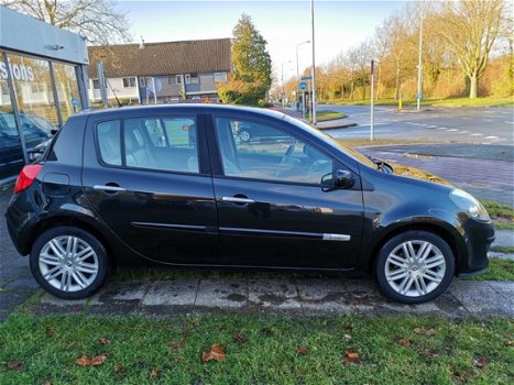 Renault Clio - 1.6-16V Initiale Aut/Airco/PDC/Cruise/El.ramen/NAP/APK - 1