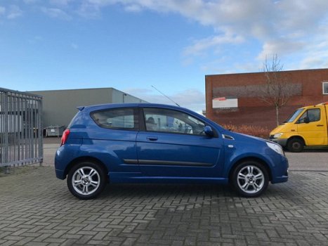 Chevrolet Aveo - 1.2 16V LS+ NIEUWE APK KEURING - 1