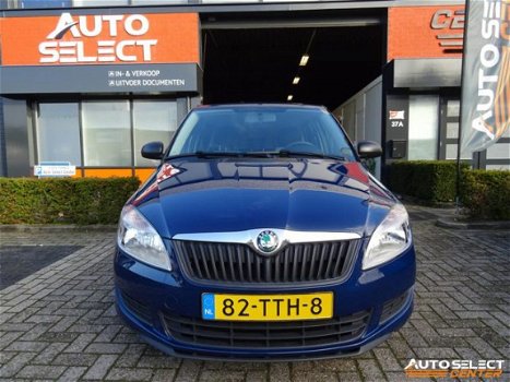 Skoda Fabia - > - 1