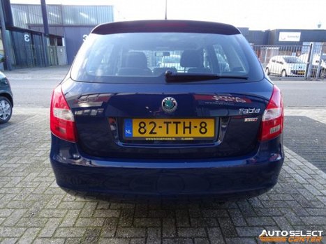 Skoda Fabia - > - 1