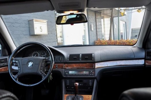 BMW 5-serie - 535i V8 Aut. Exec + Leder + Alpina Lmv - Orig. NL - Youngtimer - 1
