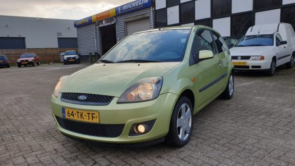 Ford Fiesta - 1.3-8V Futura Goed rijdende en nette Fiesta Airco Electr pakket APK 28-11-2020 - 1