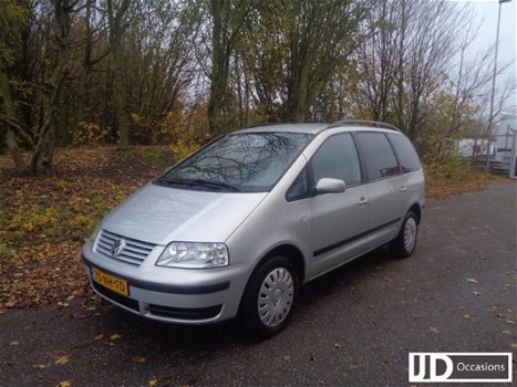 Volkswagen Sharan - 2.0 Trendline - 1