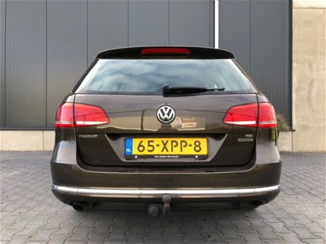 Volkswagen Passat Variant - 1.6 TDI Comfort Executive Line BlueMotion Navigatie Cruise control - 1