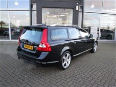 Volvo V70 - 2.0T R-Edition Automaat lichtmetaal leer navi cruise control climate control stoelverwar