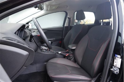 Ford Focus Wagon - Black Edition 1.5 150 PK | 1500 KG TREKGEWICHT | Trekhaak | Navigatie | Cruise co - 1