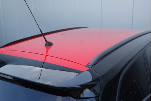 Ford Focus Wagon - Black Edition 1.5 150 PK | 1500 KG TREKGEWICHT | Trekhaak | Navigatie | Cruise co - 1