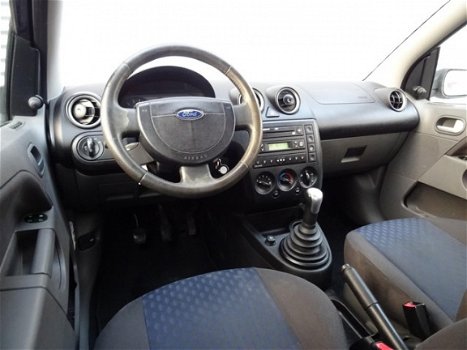 Ford Fiesta - 1.4-16V Ghia / Airco / 5-deurs / elek ramen / - 1