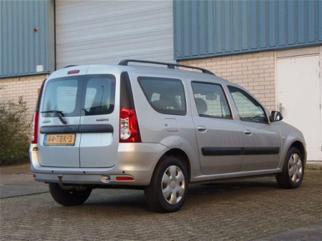 Dacia Logan MCV - 1.6-16V Lauréate Airco APK 2021 - 1