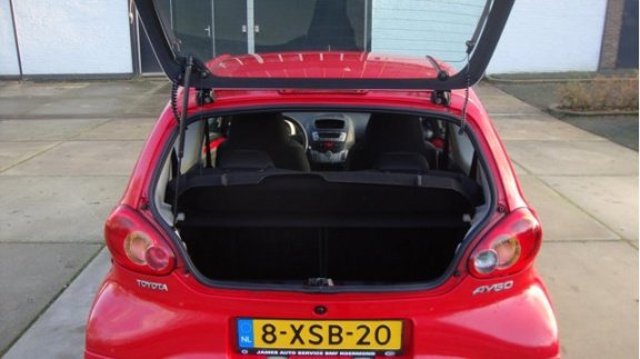 Toyota Aygo - 1.0-12V Access Nette auto van binnen en buiten met airco, Lichtmetalen velgen, central - 1