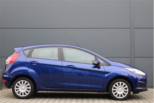 Ford Fiesta - 1.0 Style Essential | Dealer onderhouden | Bluetooth | Navigatie | Airco | AUX | Leder - 1