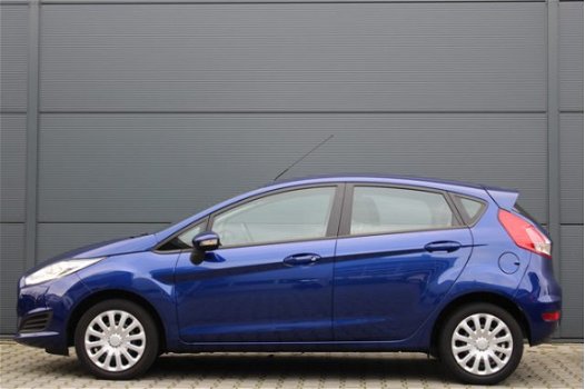 Ford Fiesta - 1.0 Style Essential | Dealer onderhouden | Bluetooth | Navigatie | Airco | AUX | Leder - 1