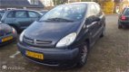 Citroën Xsara Picasso - 1.8i-16V Exclusive/apk tot april 2020/ - 1 - Thumbnail