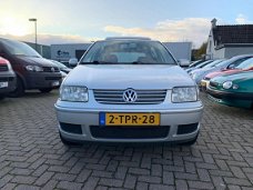 Volkswagen Polo - 1.4 ( LAGE KM / NAP / NW APK / 5DRS )