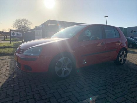 Volkswagen Golf - 2.0 SDI Trendline ( KM NAP / NW APK / AIRCO / 5 DRS ) - 1