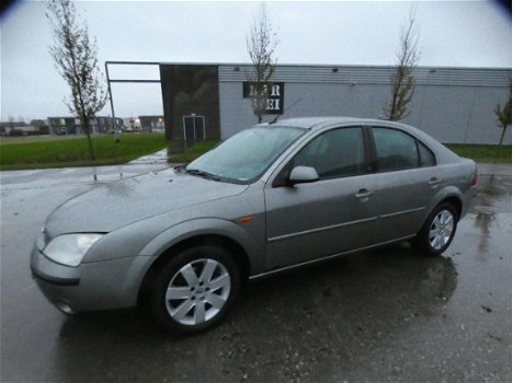 Ford Mondeo - 1.8-16V Collection / CLIMA / CRUISE / LEES ADVERTENTIE - 1