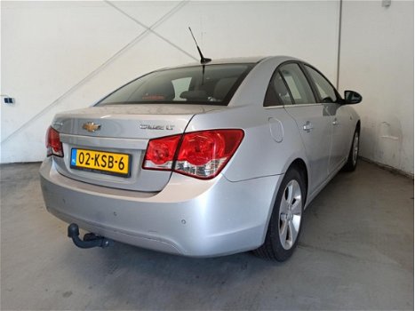 Chevrolet Cruze - 1.8 LT - 1