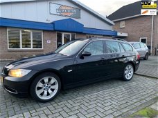 BMW 3-serie Touring - 330d Business Line clima, cruise, Navi, Trekhaak, Leer