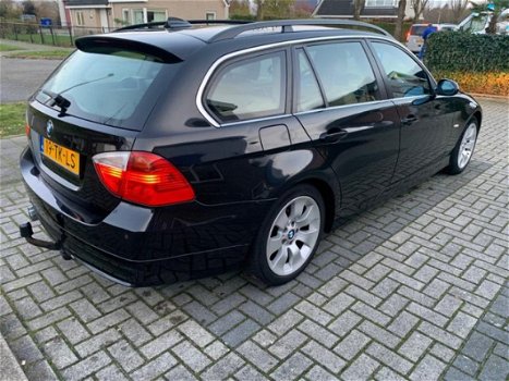 BMW 3-serie Touring - 330d Business Line clima, cruise, Navi, Trekhaak, Leer - 1