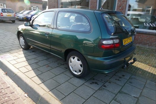 Nissan Almera - 1.6 SR airco - 1