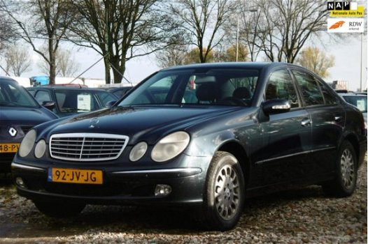 Mercedes-Benz E-klasse - 220 CDI Avantgarde AUT. LEER/NAVI/APK - 1