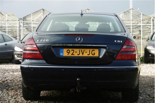 Mercedes-Benz E-klasse - 220 CDI Avantgarde AUT. LEER/NAVI/APK - 1