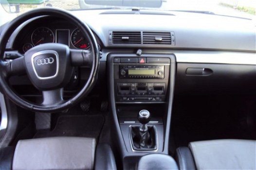 Audi A4 Avant - 1.8 Turbo Pro Line ...S-Line 163 PK...GEBROKEN DISTRIBURIERIEM - 1