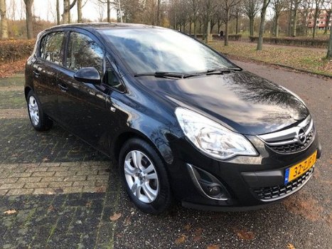 Opel Corsa - 1.4-16V Ann. Edition - 1