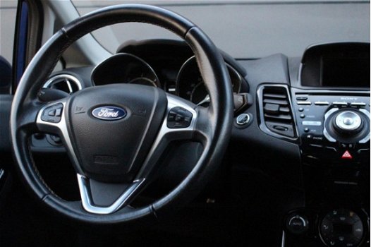 Ford Fiesta - 1.5 TDCi Titanium Lease (NAVIGATIE, CLIMA, STUURBEDIENING, PDC, CRUISE, VOORRUITVERWAR - 1