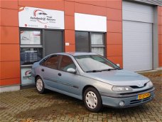 Renault Laguna - 2.0 RXE AUTOMAAT APK AIRCO ELEK RAMEN CNTRL NAP