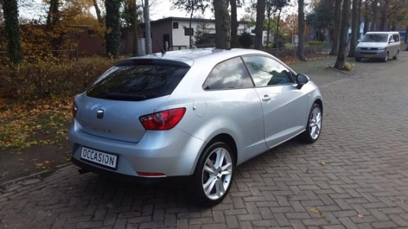 Seat Ibiza SC - 1.6 Sport met clima, cruise, pano en stoelverwarming - 1