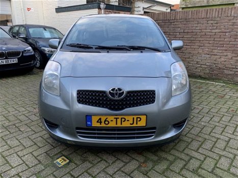 Toyota Yaris - 1.3 VVTi Sol MMT AUTOMAAT / AIRCO / NAP - 1