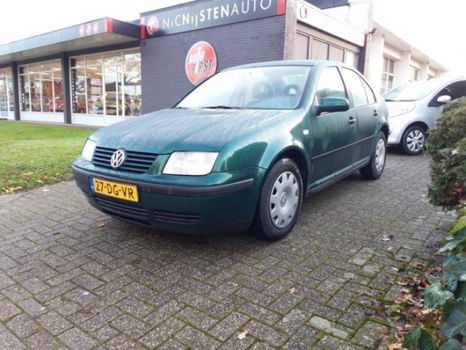 Volkswagen Bora - 2.0 AIRCO 1 EIGENAAR, TREKHAAK - 1