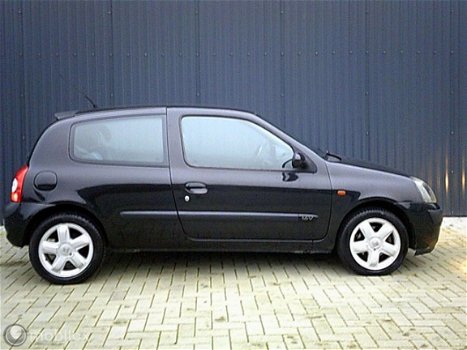 Renault Clio - 1.2-16V Nieuwe APK NAP groot onderhoud gehad - 1