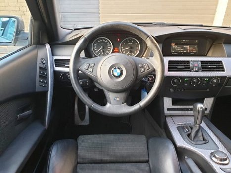 BMW 5-serie - 523i Executive 2e Eigenaar M-Pakket NL-Auto PDC - 1