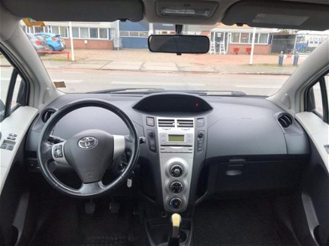 Toyota Yaris - 1.3 VVTi Sol 5-Deurs/Airco - 1