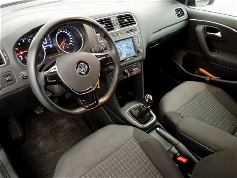 Volkswagen Polo - 1.2 TSI 5drs Highline (navi, clima, ruise, pdc) - 1