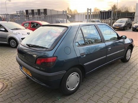 Peugeot 306 - 1.6 XR Belfort 5 Deurs Elek.Pakket - 1