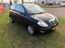 Lancia Y(psilon) - 1.4-16V Argento Clima