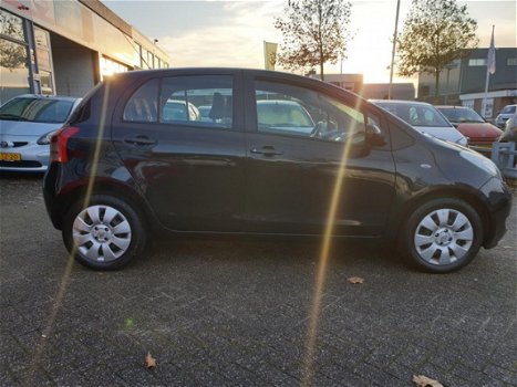 Toyota Yaris - 1.3 VVTi Terra - 1