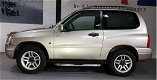 Suzuki Grand Vitara - 1.6 Metal Top 4X4 aanbieding nu €3495, - 1 - Thumbnail