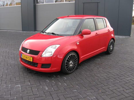 Suzuki Swift - 1.3 D Exclusive - 1