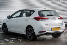 Toyota Auris - 1.8 Hybrid Executive Hybrid 2016 NAVI wit parelmour✔Automaat✔FullLed✔ PDCa+camera✔